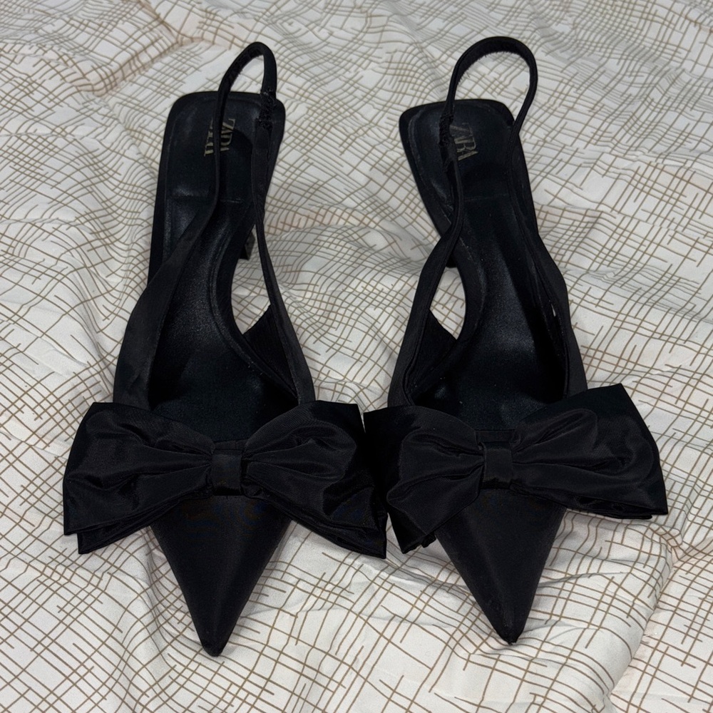 Zara Black Pointed Slingback Heels with Bow
